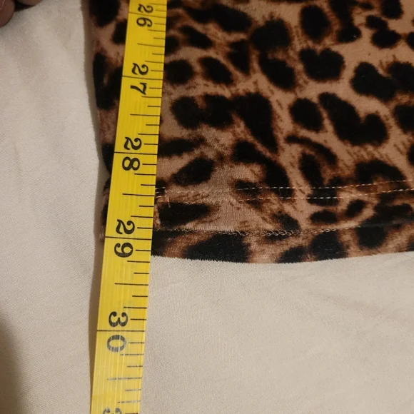 Donna Karan pajama set velour leopard print Size Large - Picture 11 of 13